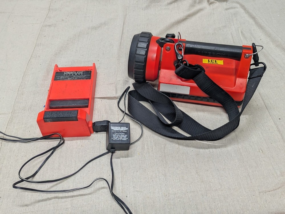 Streamlight LiteBox EMS Firefighter Flashlight With Charger