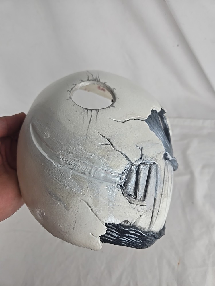 Smile version 2: Resin cast mask Used