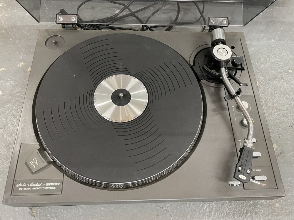 Fisher MT-6211 Stereo Turntable Made in Japan - NEEDS WORK