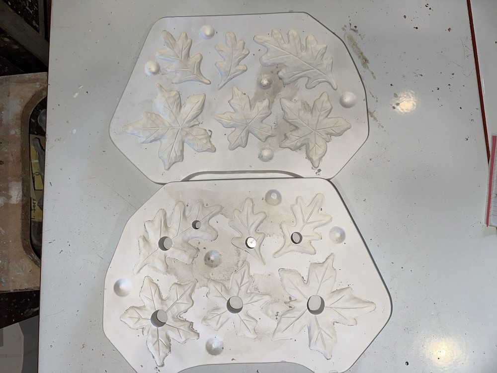 Clay Magic 3152 Oak And Maple Leaves Slip Mold 2009 Fall