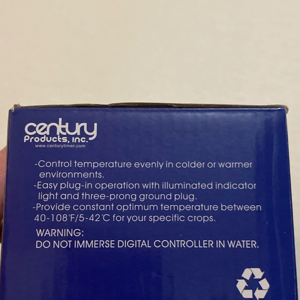 Century Digital Cooling Temperature Controller 120V 1000W Illuminated Indicator