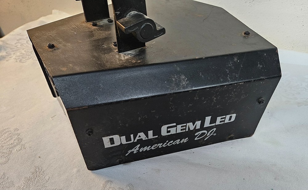 American DJ Dual Gem LED DJ Pulse Light