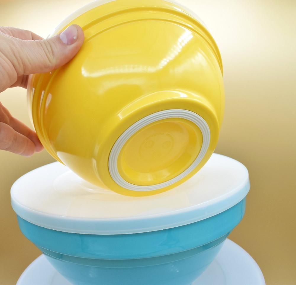 MELAMINE MIXING BOWL SET WITH LIDS 3 Pcs