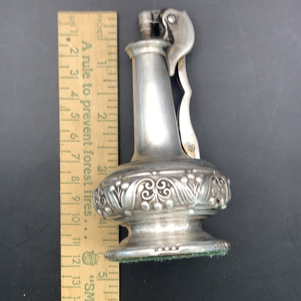 Vintage Ronson Silver Plated Table Lighter Decanter 1940 / 1950 Working