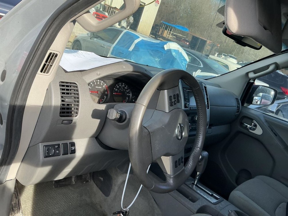 FRONTIER 2016 Glove Box 4971752
