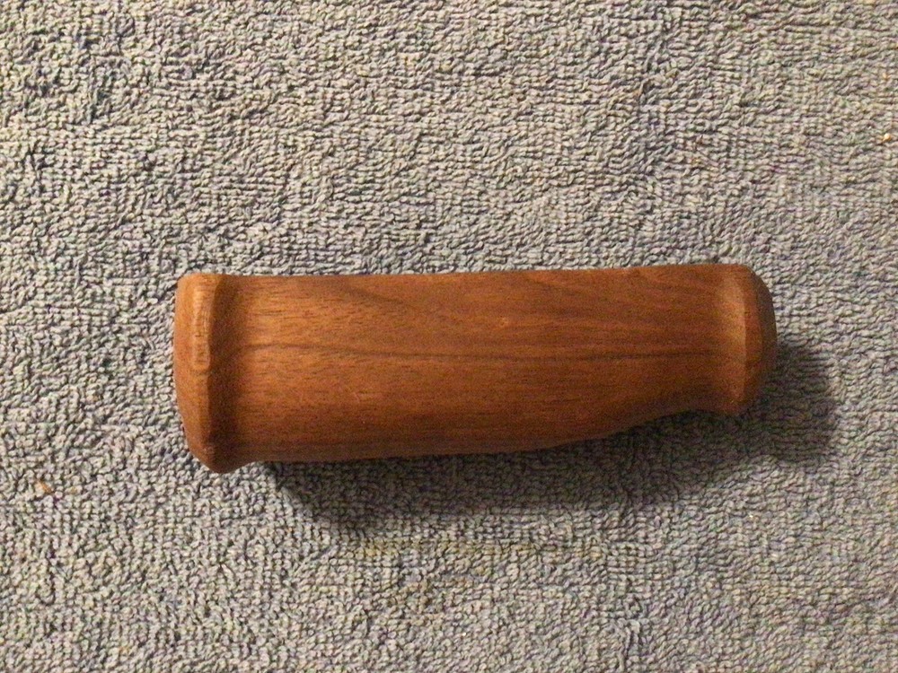 Colt Lightning .22 Deluxe Forend Walnut Repro