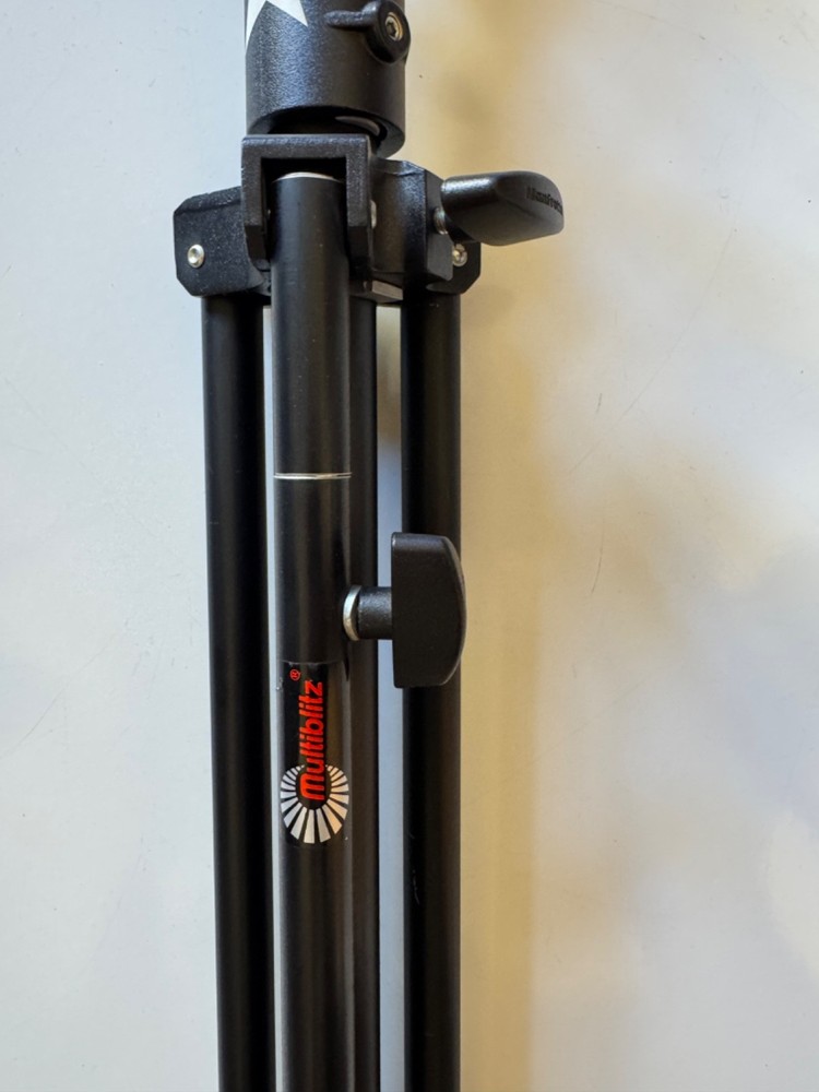 Multiblitz by Manfrotto Studio Light Stand, Leveling Leg, Black - 48" Collapsed