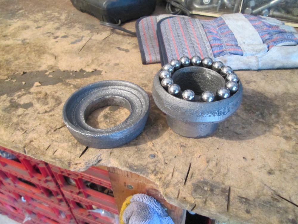 Woodmanse Model E & G Windmill Tower Cap Bushing & Race w/ Balls 8E12 & 8E32