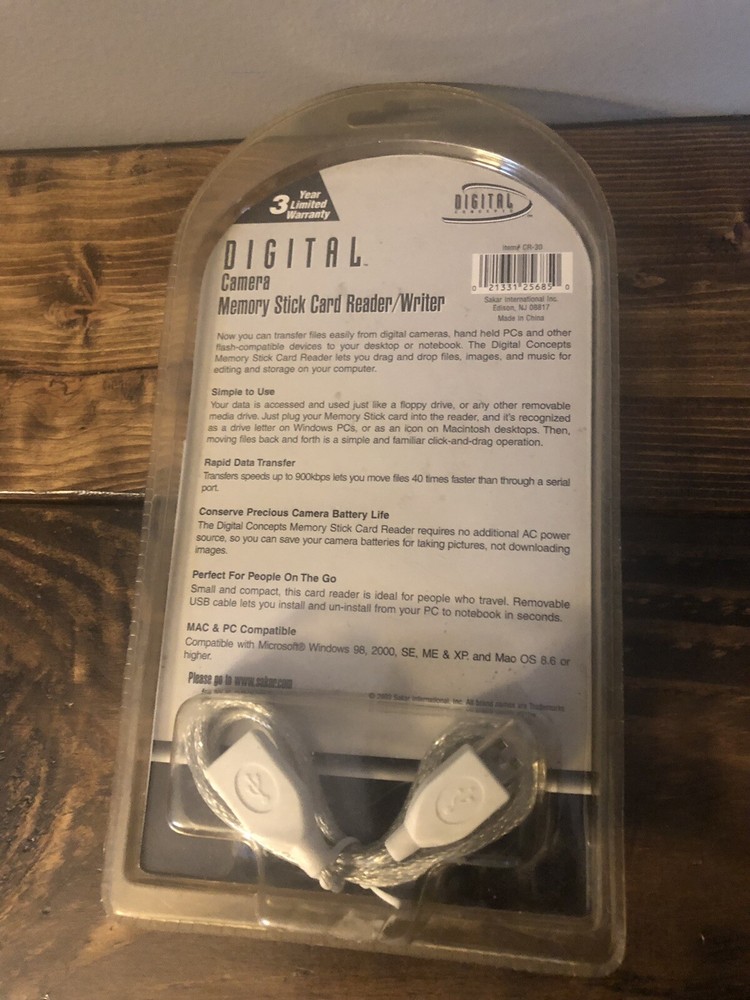 Brand New Digital Camera Memory Stick Card Reader/writer With Cd