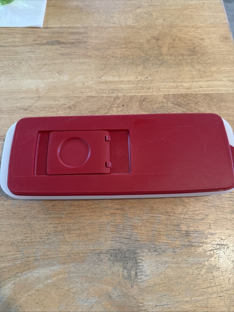 1 Tupperware Ice Cube Trays Fresh & Pure Red Pour Through Lid