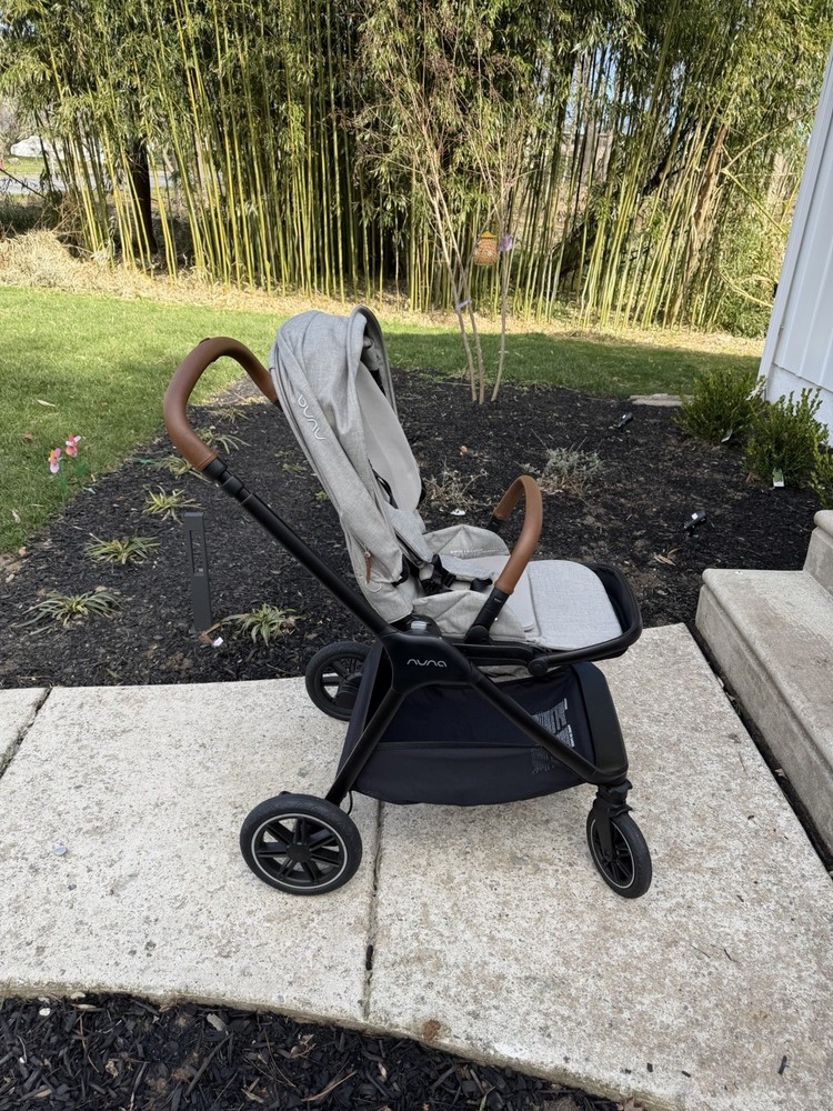 Nuna TRIV Stroller