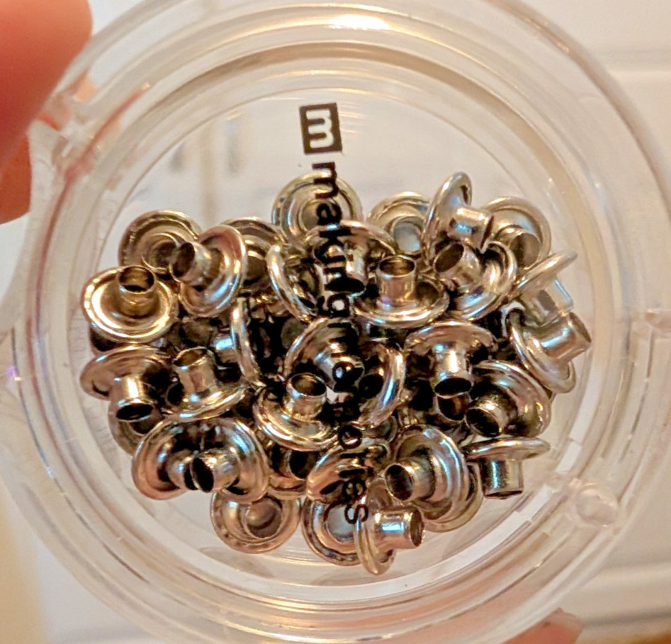 Making Memories Lot 1/8" Snaps - Metallic