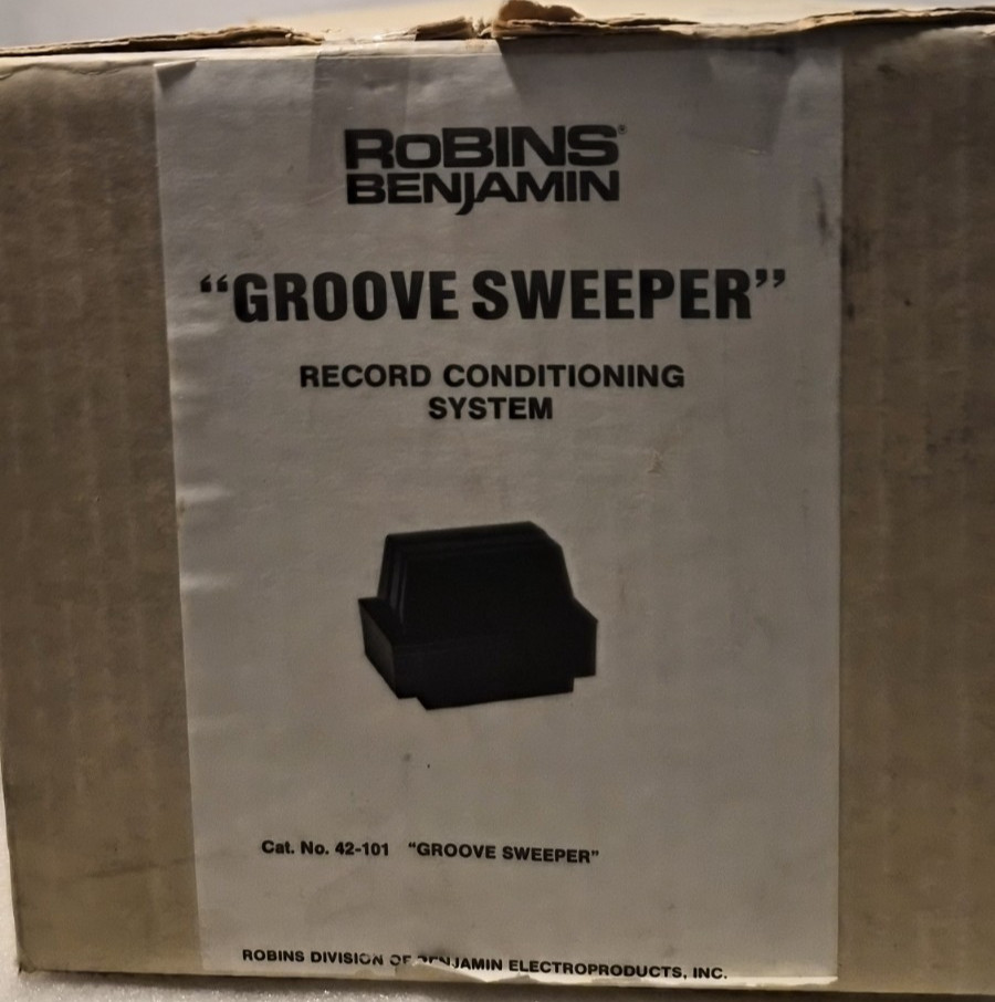 Robins Benjamin Groove Sweeper