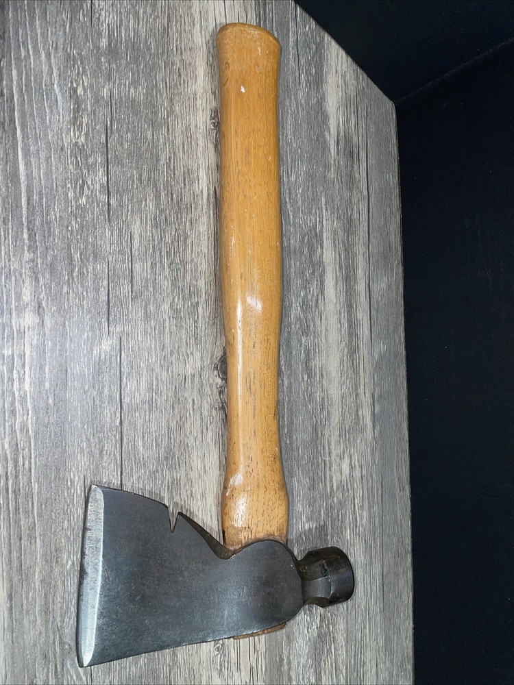 VINTAGE WARDS MASTER QUALITY HATCHET