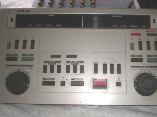 Sony RM-440 Automatic Editing Controller in very fine condition No Cable