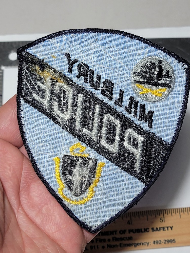 Bin1 B10 Police Patch Massachusetts Millbury