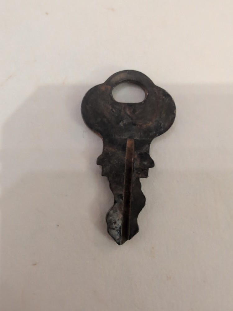 Chicago Lock Key PW101