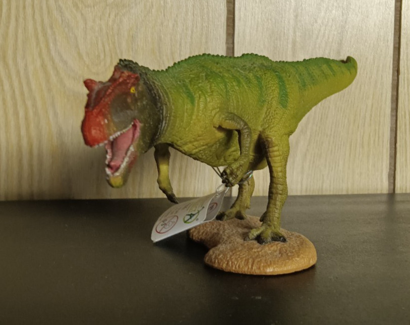 Collecta: retired Argentinosaurus (2012), retired Mapusaurus (2012)