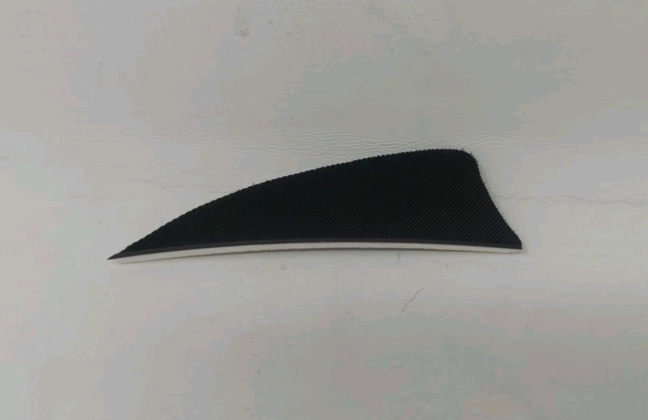 100 Pack Archery Arrow Feathers 2.25" Left Wing: Shield Rayzr Black