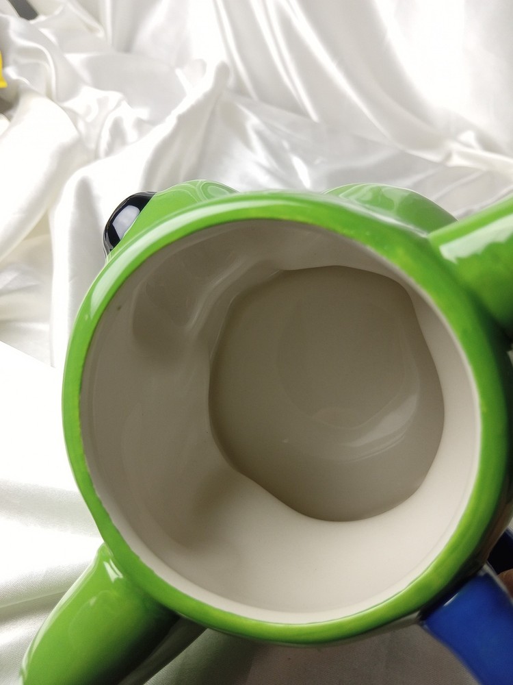 Grateful Dead Dancing Bear 18 oz Molded Mug Green