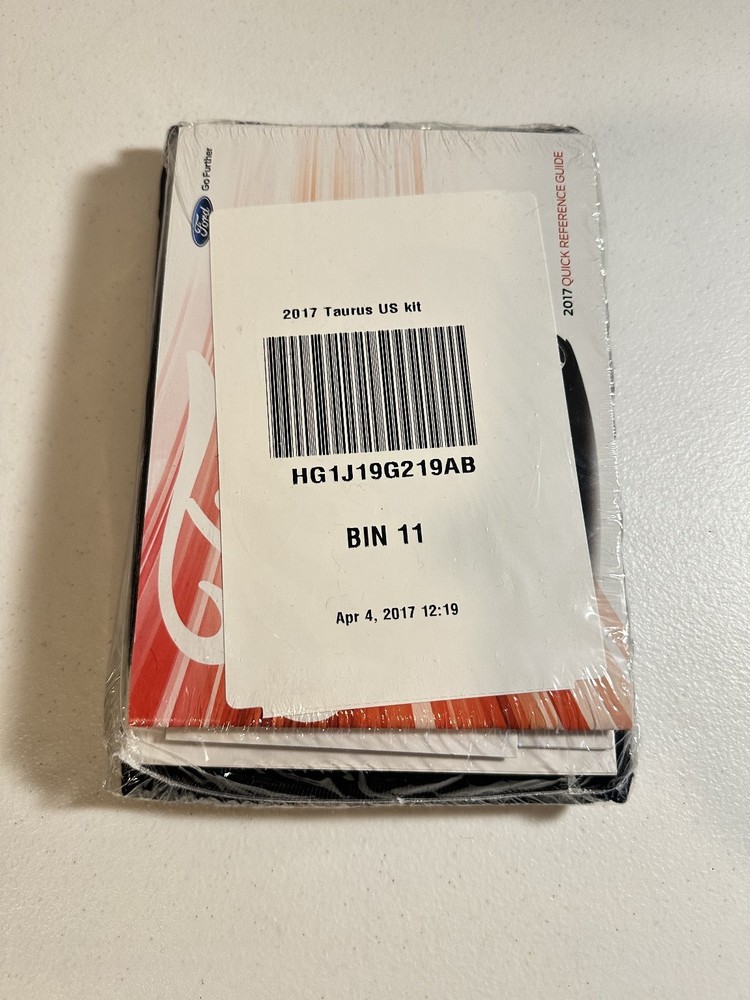 2017 Ford Taurus Owner Manual Set