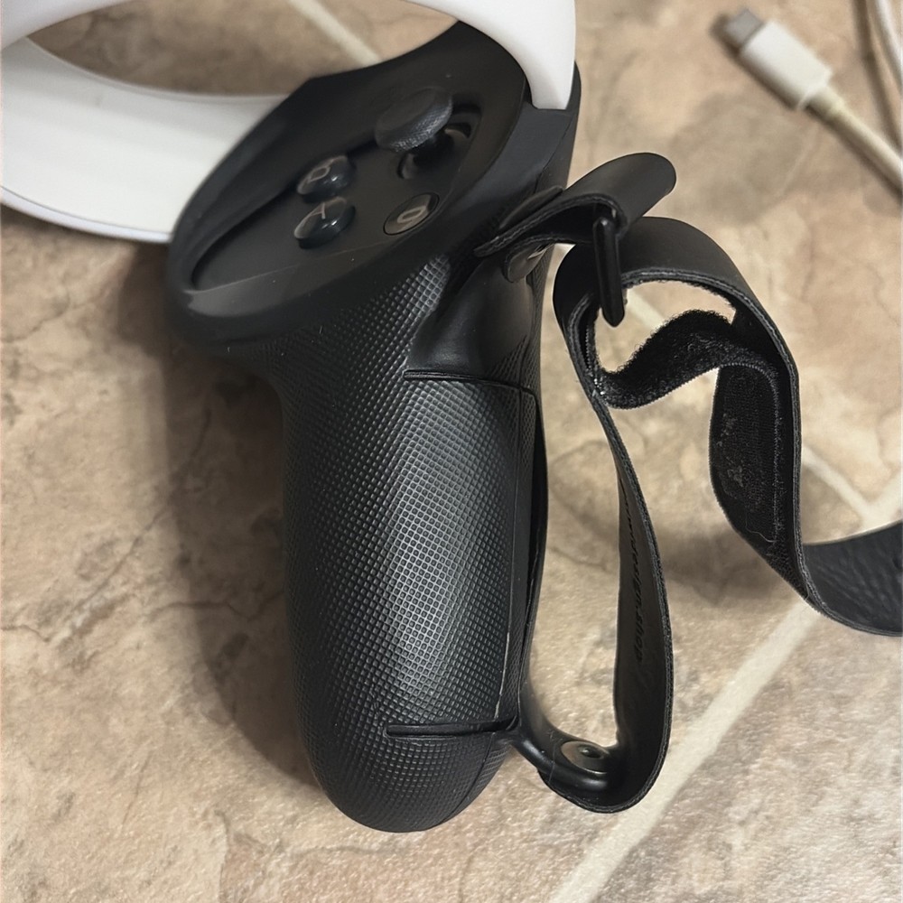 Oculus (Meta) Quest 2 256GB Standalone VR Headset BUNDLE (Read Description)