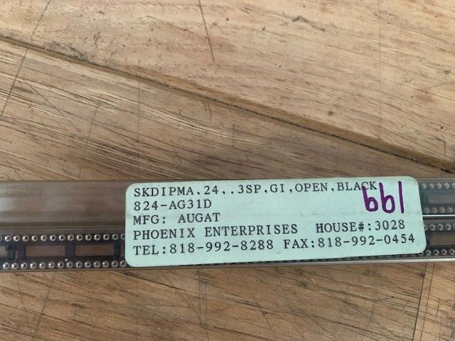 2ea - Augat 824-AG31D 24 Pin DIP Socket