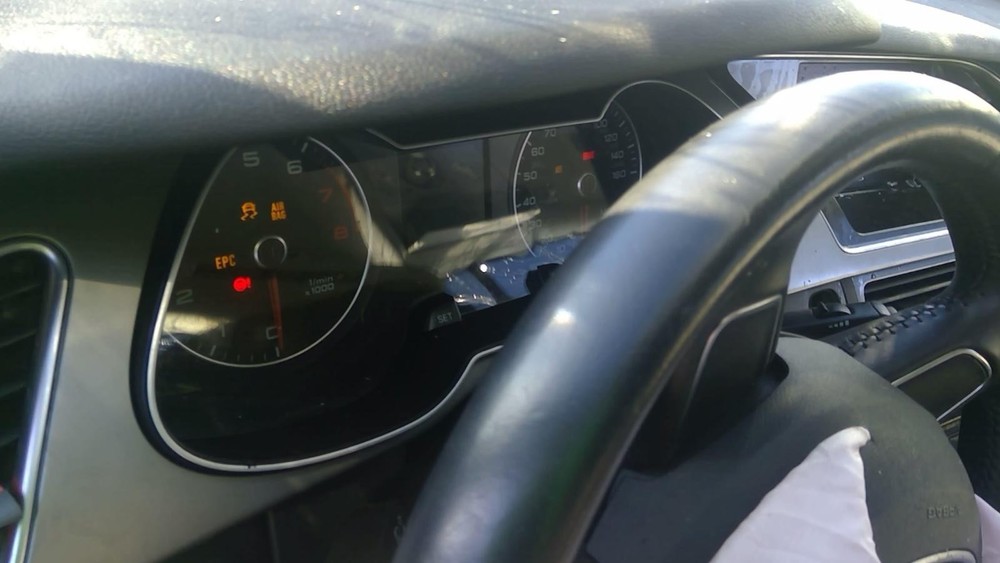 Used Floor Jack fits: 2014 Audi A4 Grade A