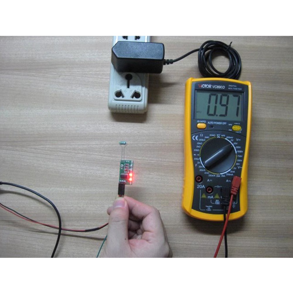 Electromagnetic wave detection sensor Voltage output LED display intensity