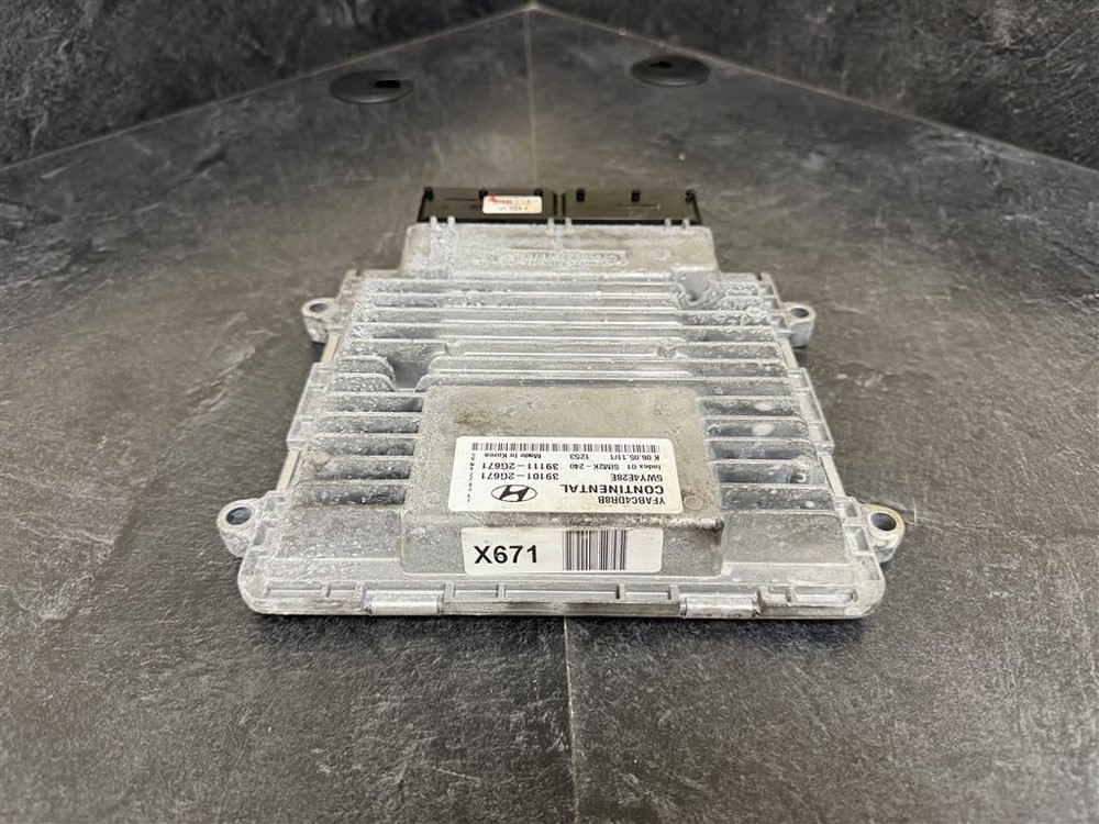 Engine ECM Electronic Control Module 2.4L Automatic Fits 11-14 SONATA 104939912