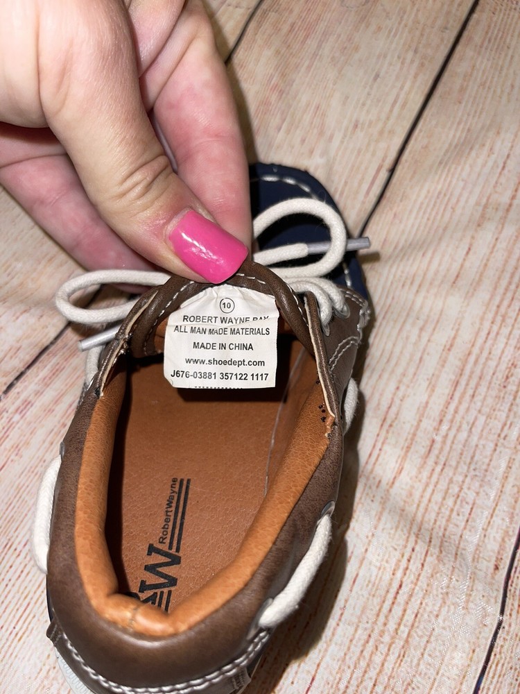 Boys 10 Robert Wayne Navy Boat Shoes