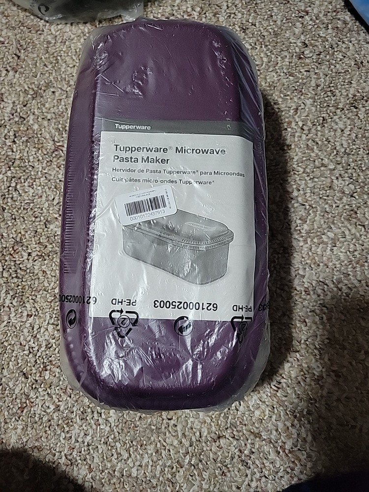 Tupperware Microwave PASTA cooker purple