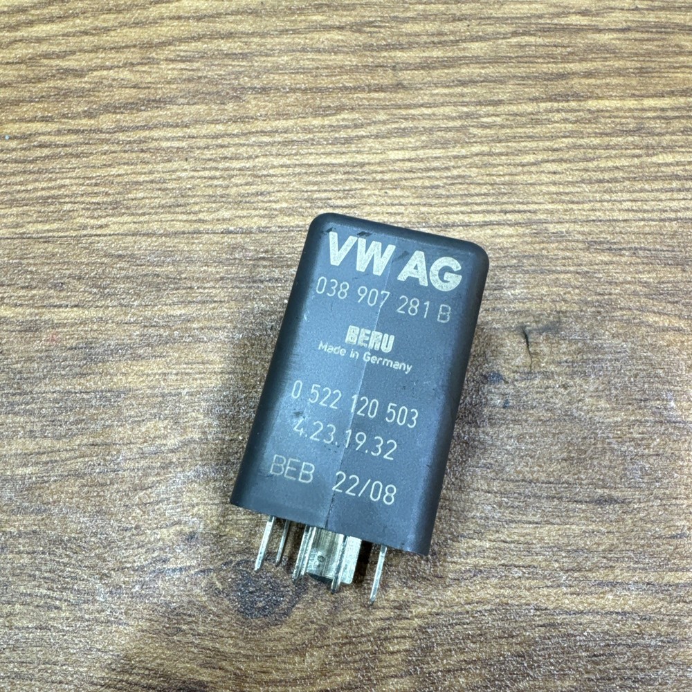 VW Multivan T5 Glow Plug Control Unit Relay 038907281B