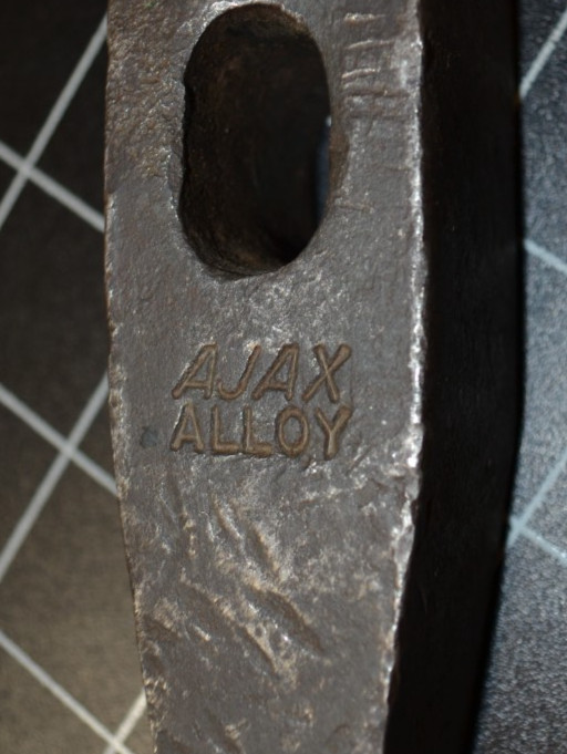 AJAX - 3 1/2# - SPLITTING CHISEL - BLACKSMITH - VERY GOOD CONDITION