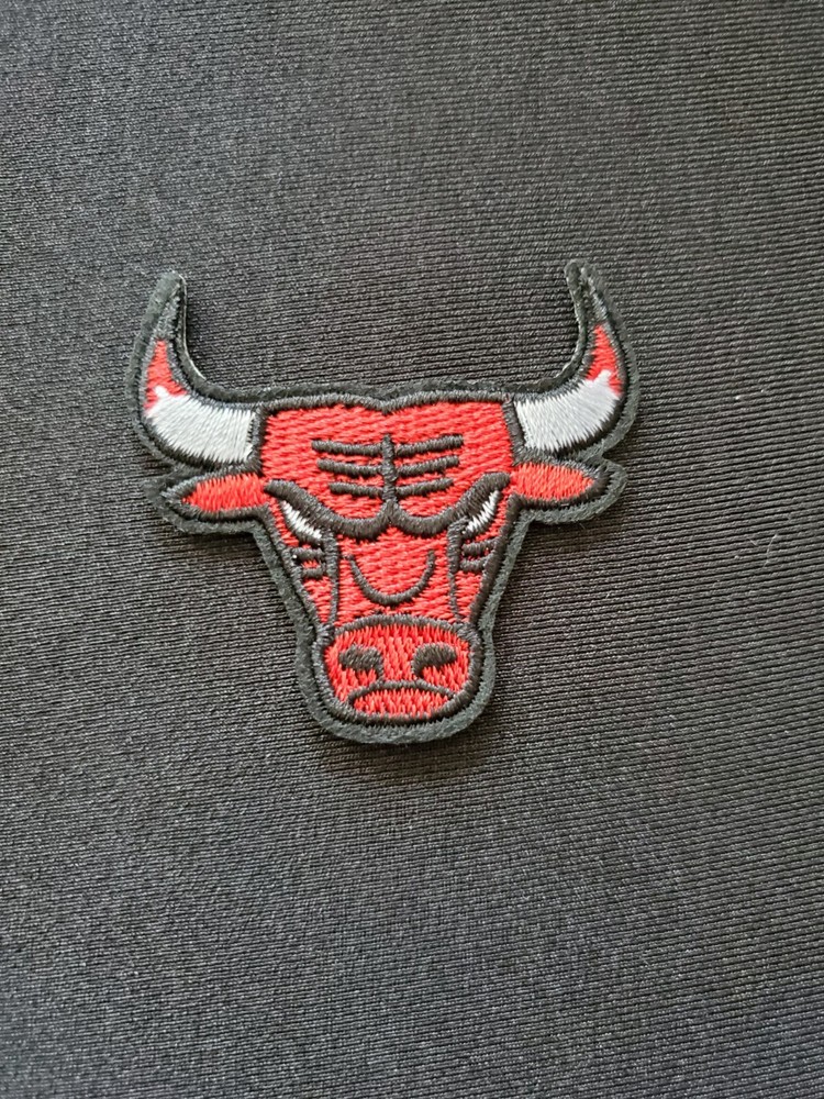 Chicago Bulls iron on patch. Embroidered. Iron On. 2"x2"