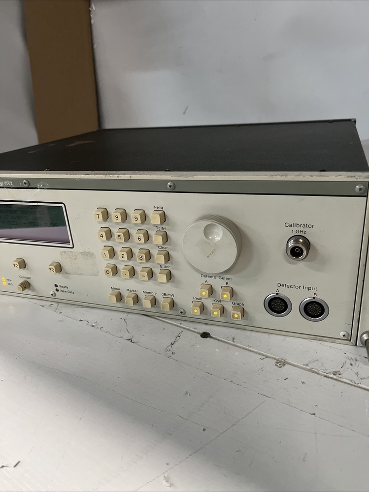 AS-IS, UNTESTED, POWER ON /WAVETEK 8502A PEAK POWER METER