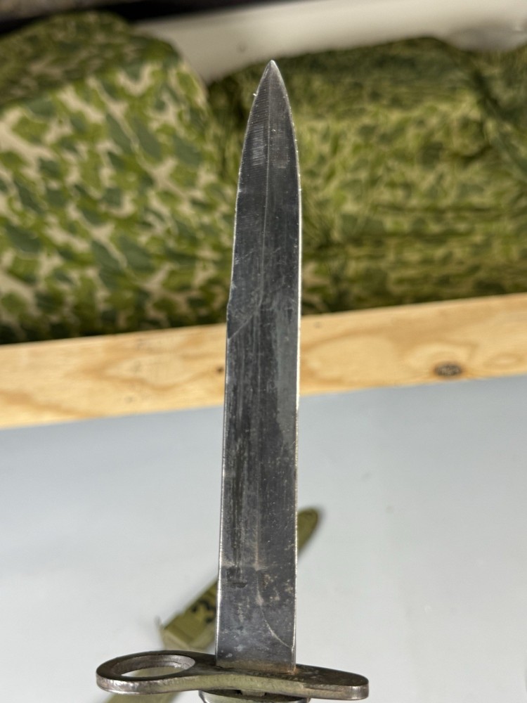 Cold War Era US M7 Knife With Rack Marks 93