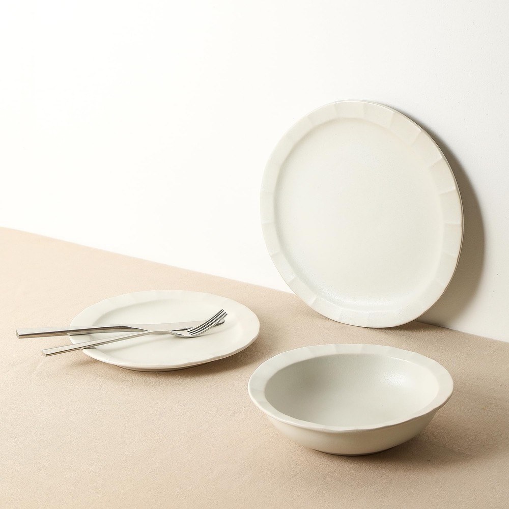 Oasis 4-Piece Salad Plate Set, White Stoneware, Kitchen, Dining, Modern, Dinner