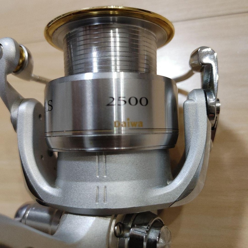 07 Luias 2500