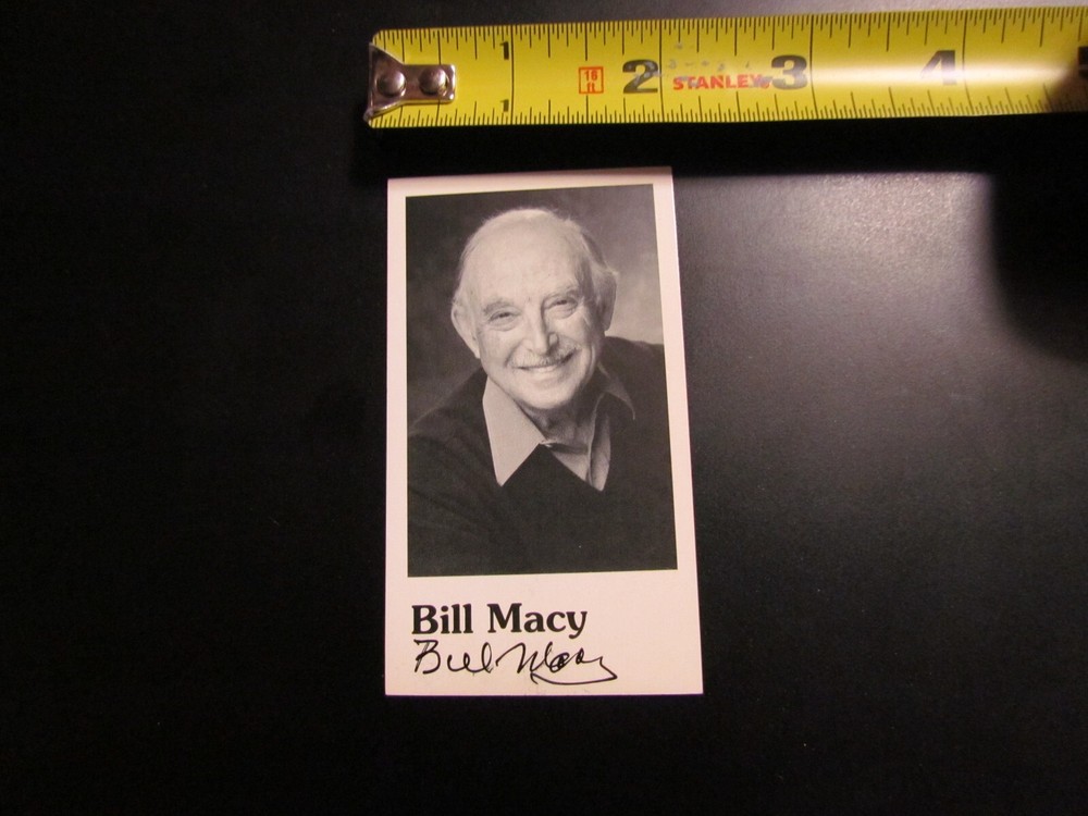 Bill Macy signed Photo 2