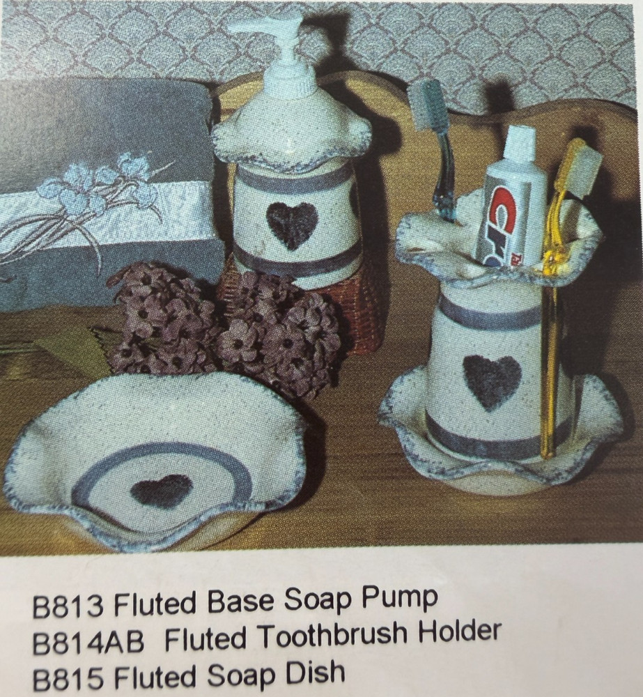 VINTAGE BOOTHE CERAMIC MOLD #813 FLUTED BASE PUMPER