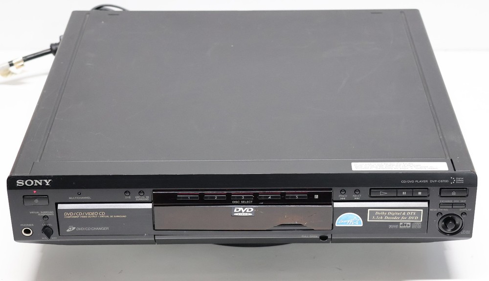 Sony DVP-C670D 5-Disc Changer - CD/DVD Player With RCA Cables Bundle