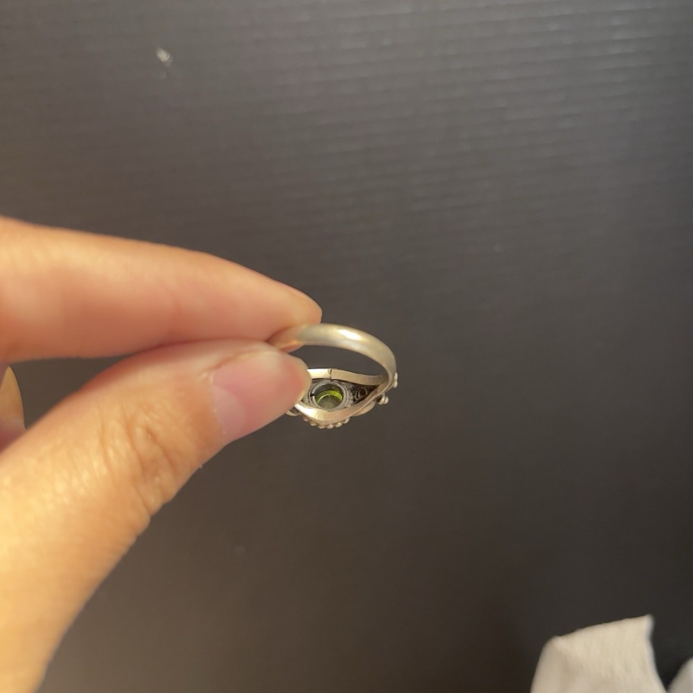 Sterling Silver Native Green Gem (maybe Peridot) Ring Size 6.25