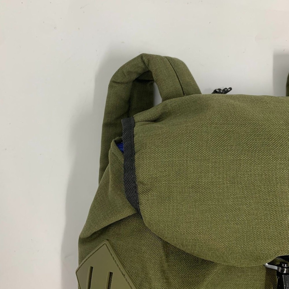 Alpine DIvisions Adults Rockaway Ripstop Adjustable Strap Clip Backpack