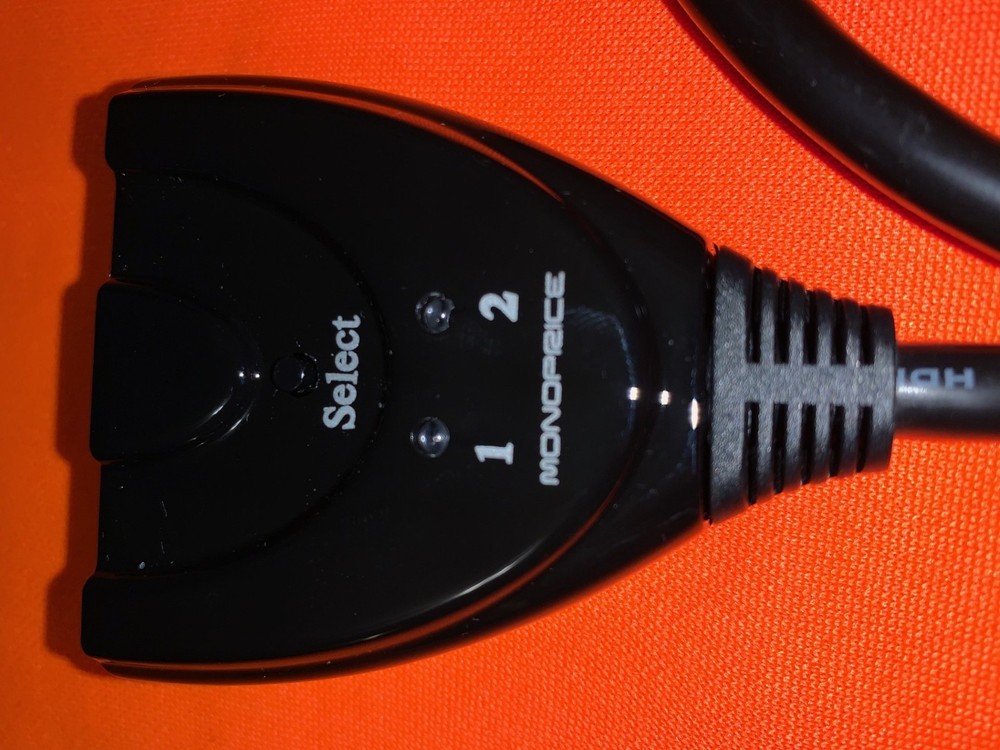 MONOPRICE - HDMI Splitter - 20" Cable - 1 Output - 2 Inputs - New without Box -