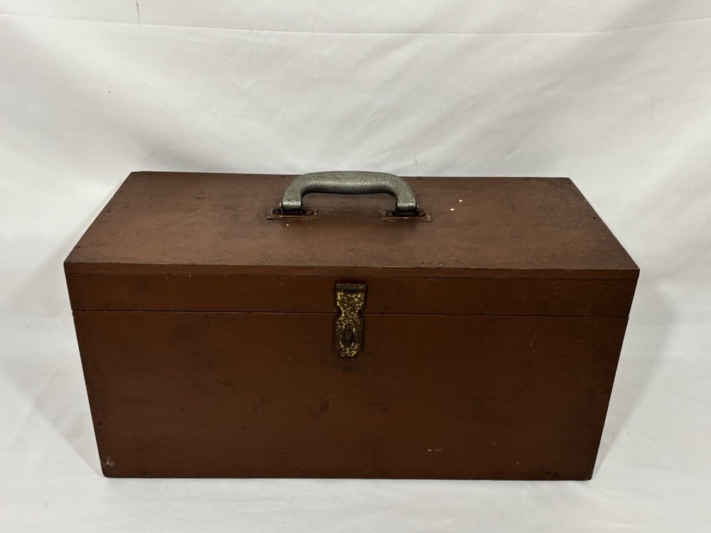 Old Vintage Painted Brown Solid Wood Lidded Tool Box w/Handle 18"W 9"H