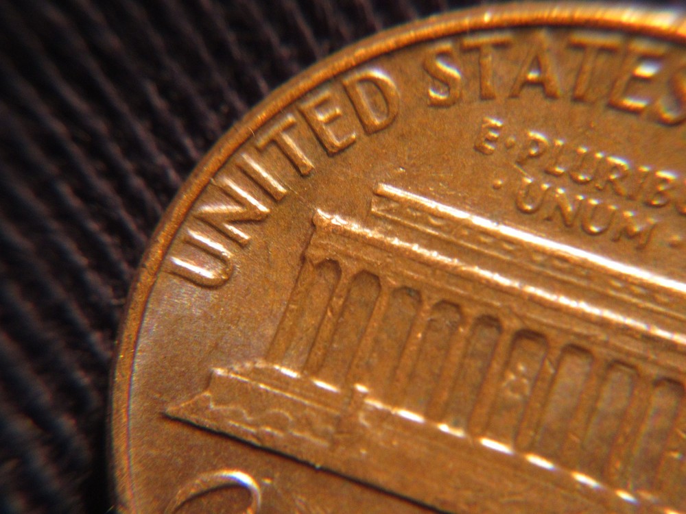 1975 D Lincoln Penny with Reverse Die Crack Error