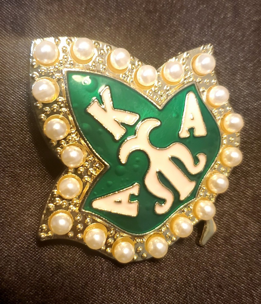 (AKA) Alpha Kappa Alpha Sorority Brooch