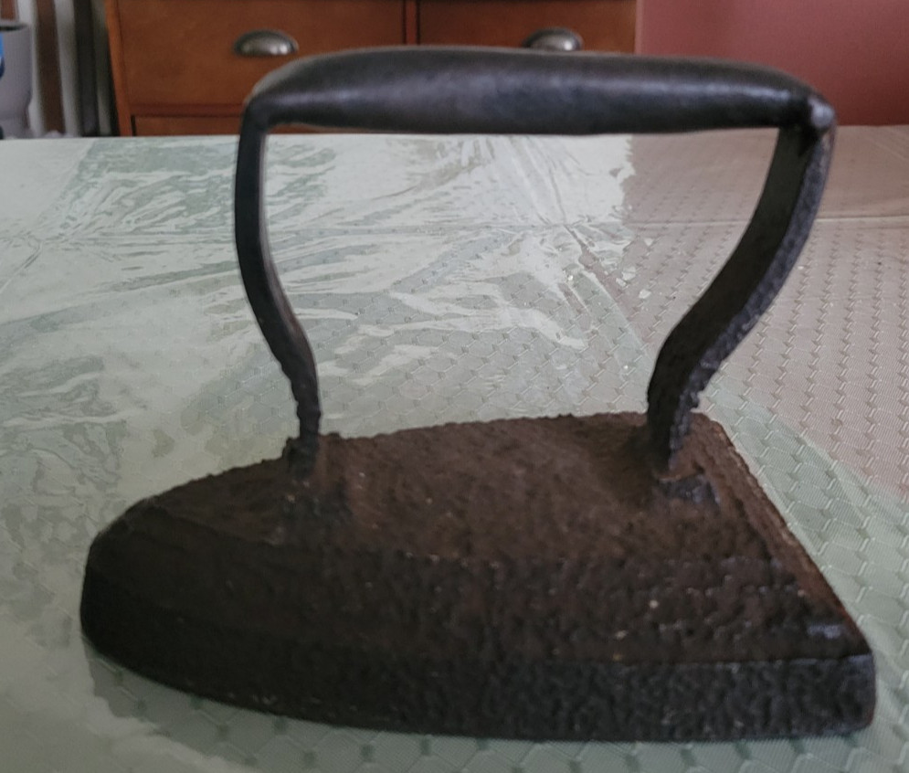 Antique SAD IRON SOLID HEAVY CAST IRON 6x4" Inches