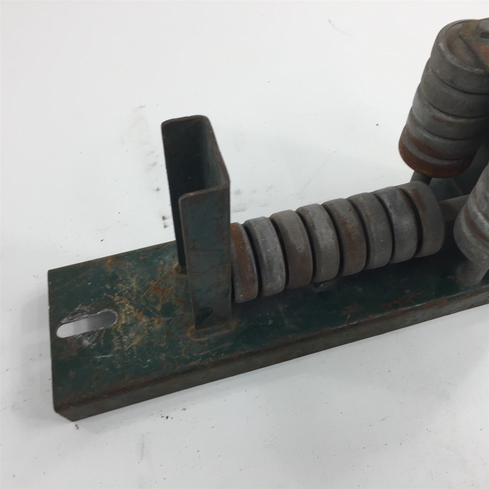 (1) Greenlee 2018-R Radius Cable Roller 14" Cut Down